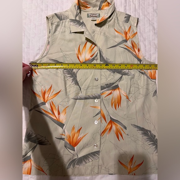Vintage Tommy Bahama 100% silk blouse - Picture 2 of 8